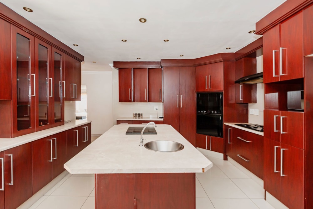 House for sale in Brackendowns - 1GV1716620