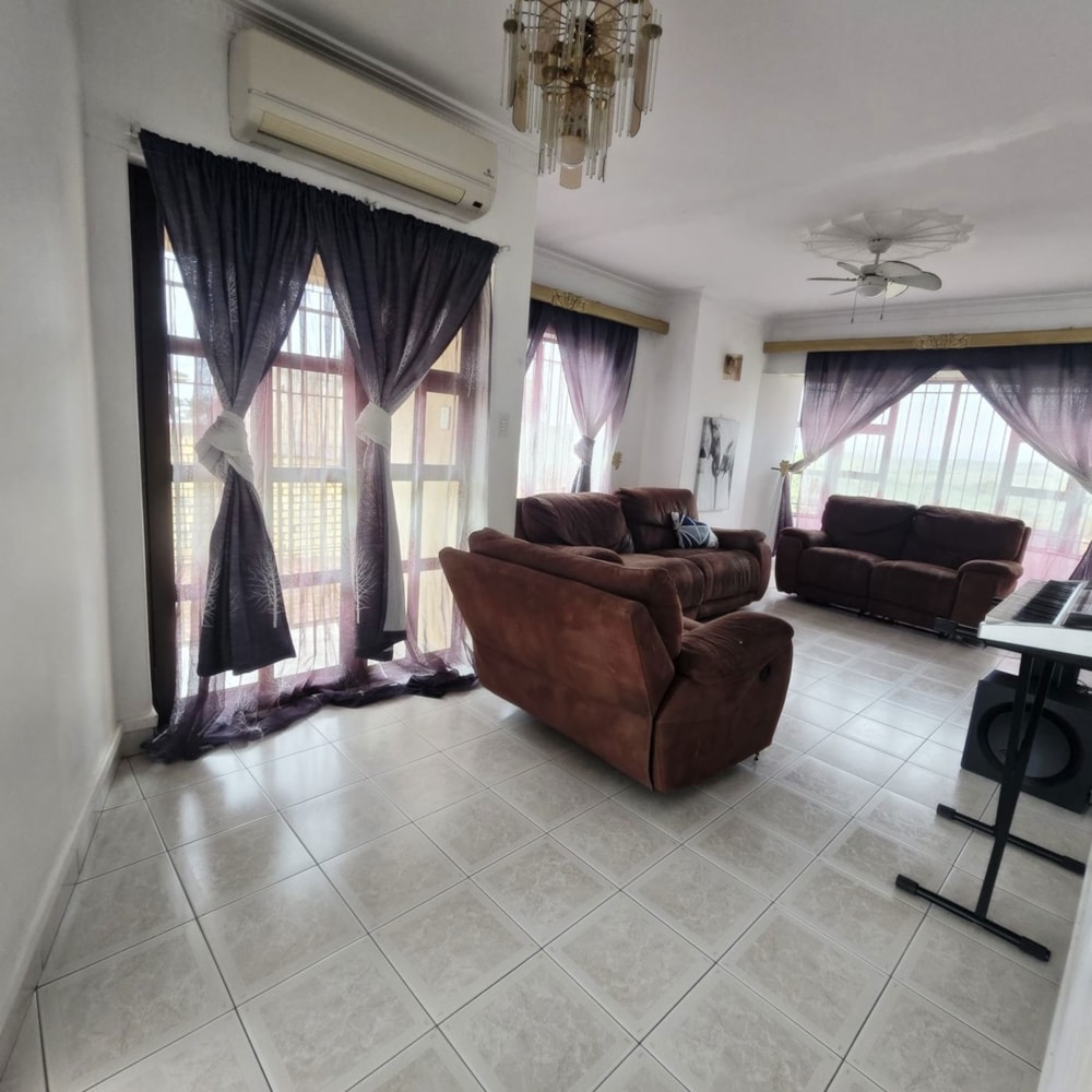 House for sale in La Mercy - 1ND1717139 House for sale in La Mercy - 1ND1717139