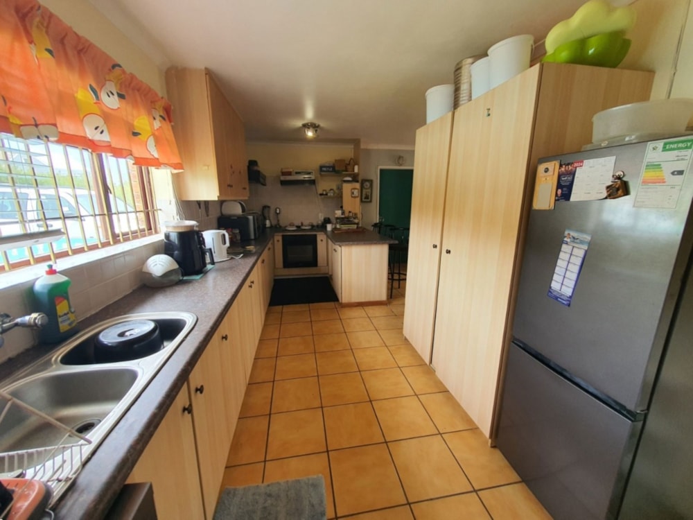 House for sale in Pringle Bay - KN1688000