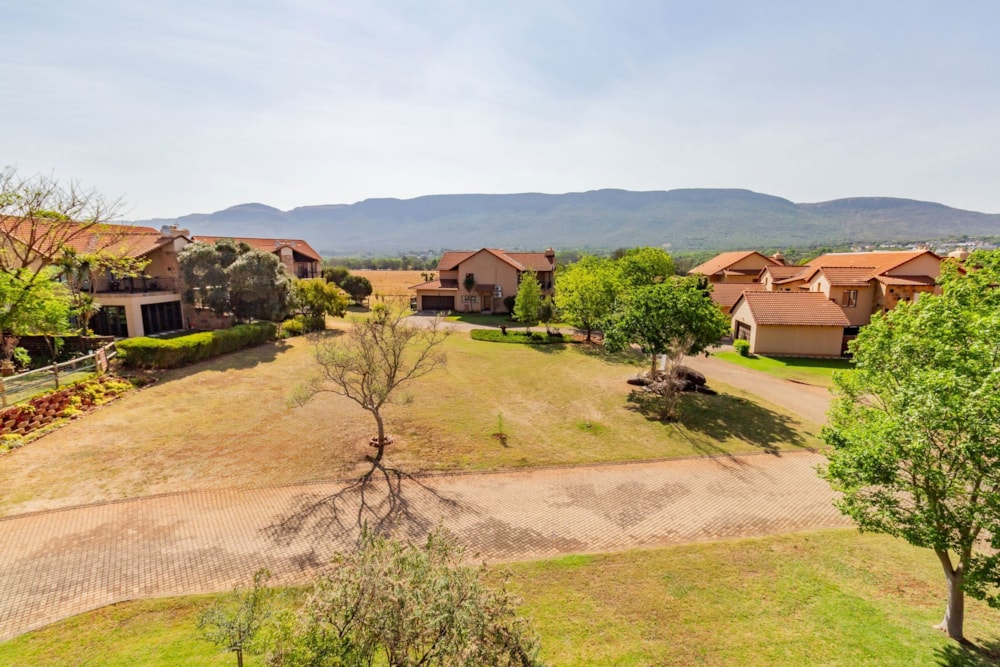 Townhouse for sale in The Coves - 1HR1713771
