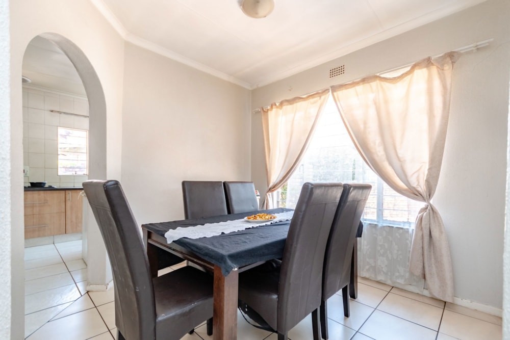 Townhouse for sale in Norkem Park - KTP1718428 Townhouse for sale in Norkem Park - KTP1718428