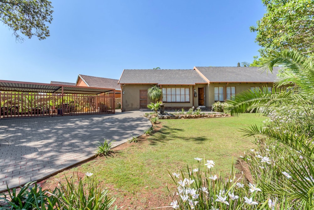 House for sale in Birchleigh North - KTP1717332 House for sale in Birchleigh North - KTP1717332