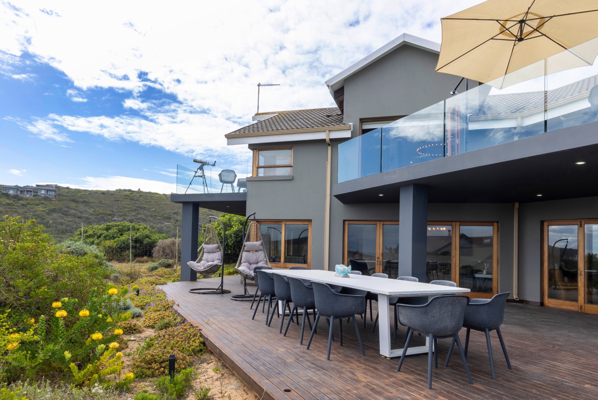 Double-storey house for sale in Fisherman's Village - 1MB1717114