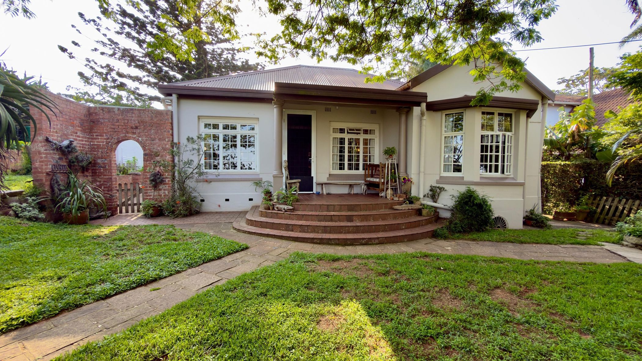 House for sale in Manor Gardens - 1DA1718065