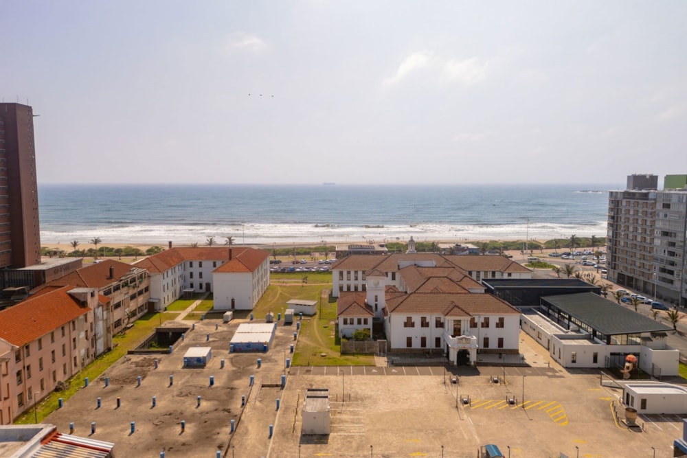 Apartment for sale in South Beach Durban - 1DA1719593 Apartment for sale in South Beach Durban - 1DA1719593