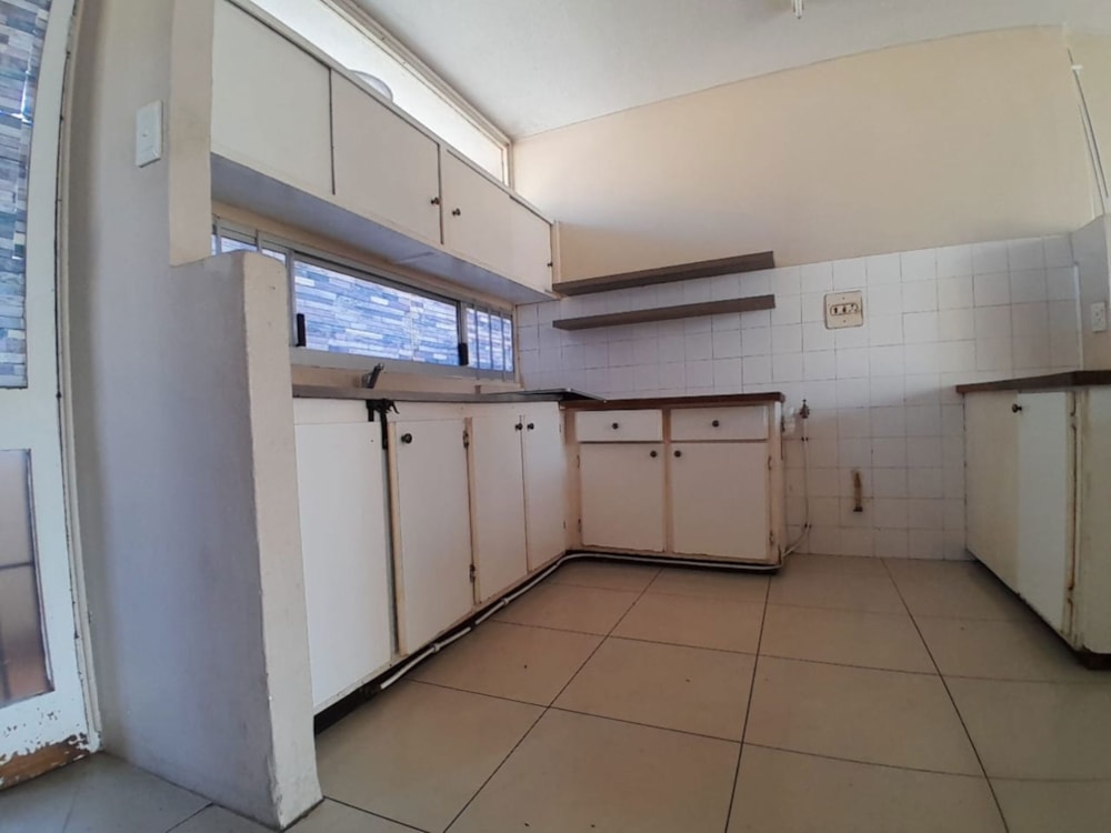 Apartment for sale in South Beach Durban - 1DA1720202