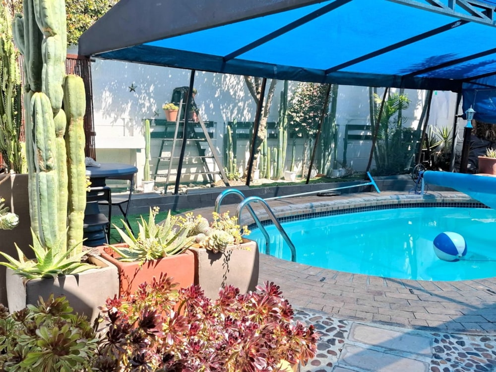 House for sale in Townsend Estate - 1AH1718779 House for sale in Townsend Estate - 1AH1718779