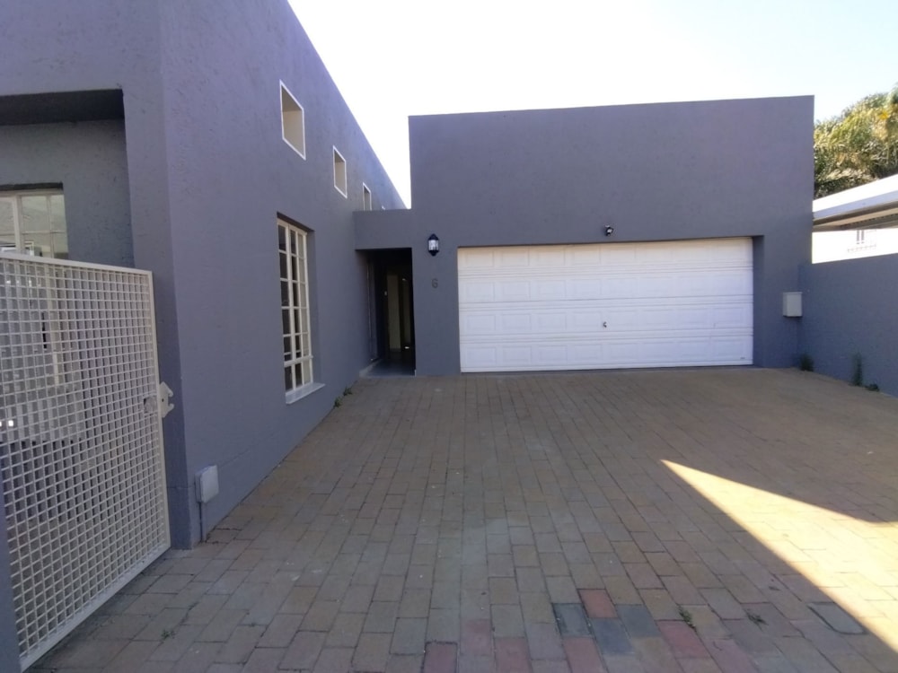 House for sale in Sonneveld - 1BJ1717080 House for sale in Sonneveld - 1BJ1717080