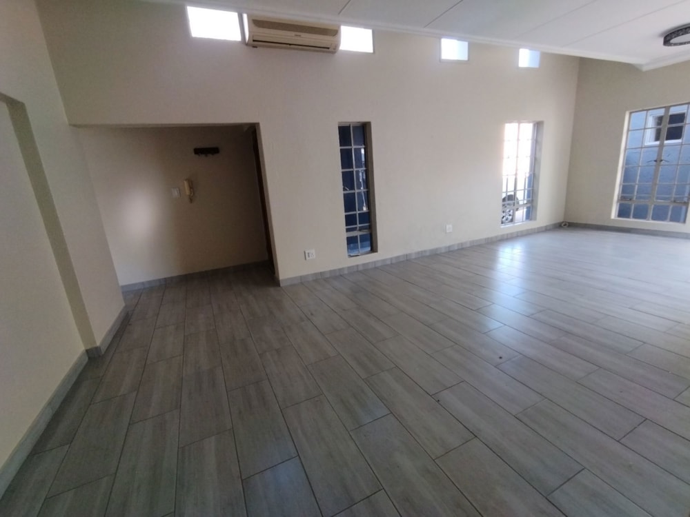 House for sale in Sonneveld - 1BJ1717080 House for sale in Sonneveld - 1BJ1717080