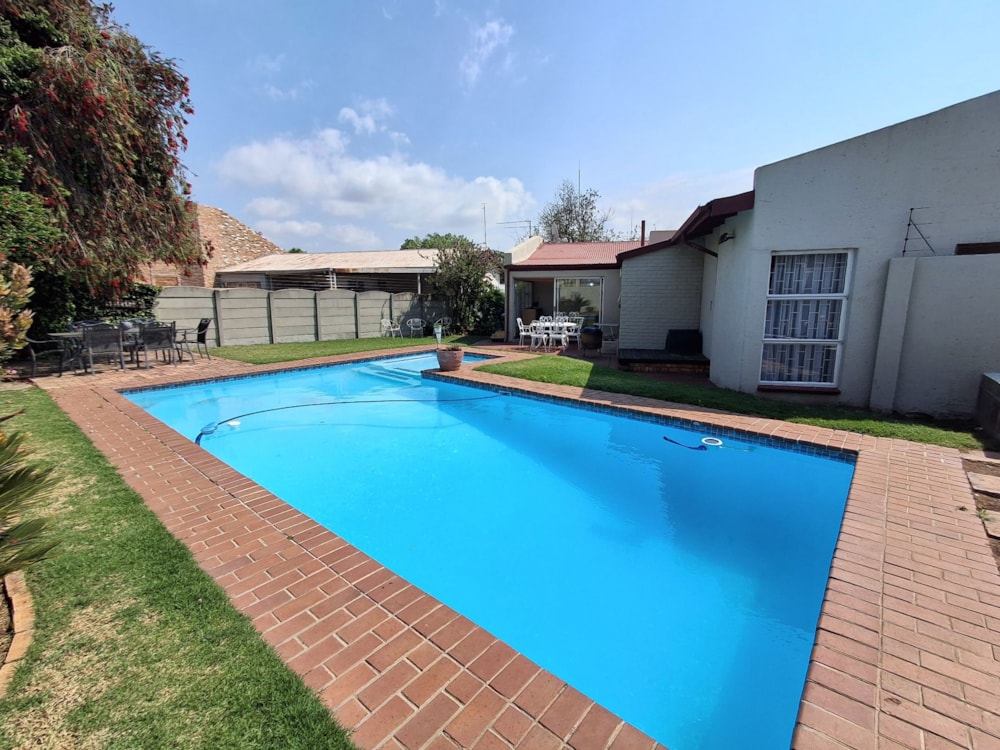 House for sale in Brenthurst - 1BJ1553252 House for sale in Brenthurst - 1BJ1553252