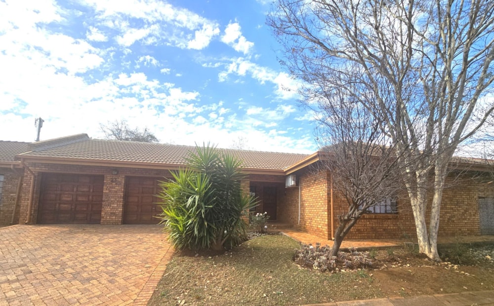 Security complex home for sale in Melodie - 1HR1712237