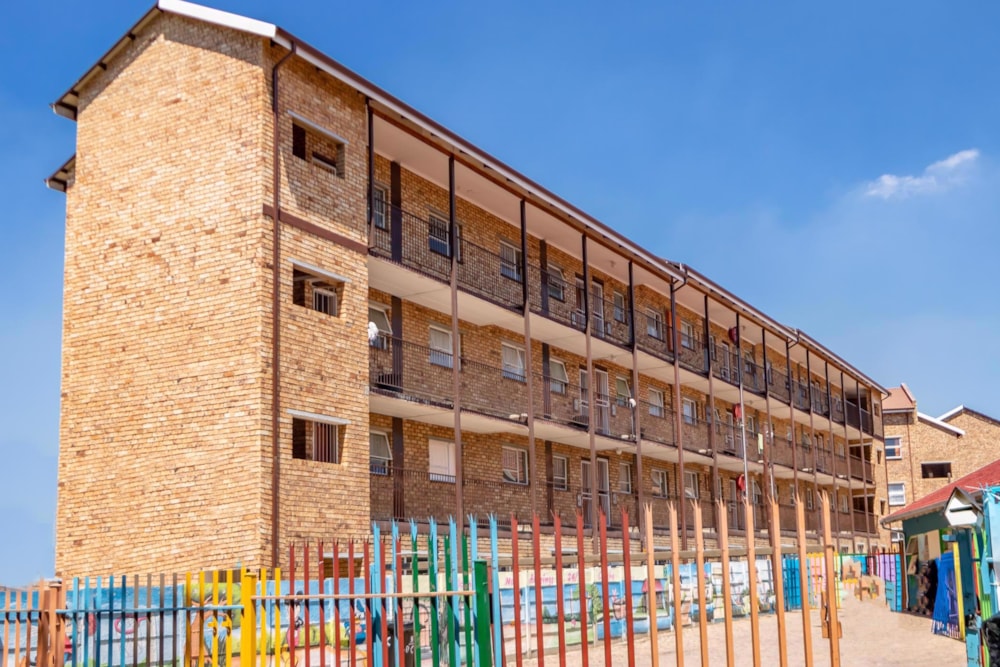 Apartment for sale in Kempton Park - KTP1716773 Apartment for sale in Kempton Park - KTP1716773
