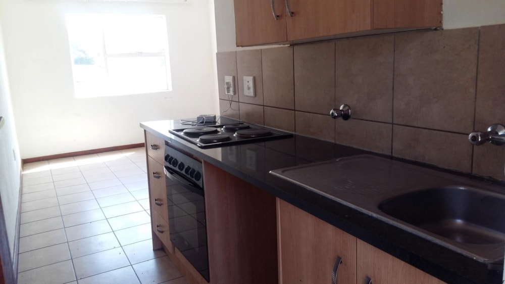 Apartment for sale in Kempton Park - KTP1716773 Apartment for sale in Kempton Park - KTP1716773