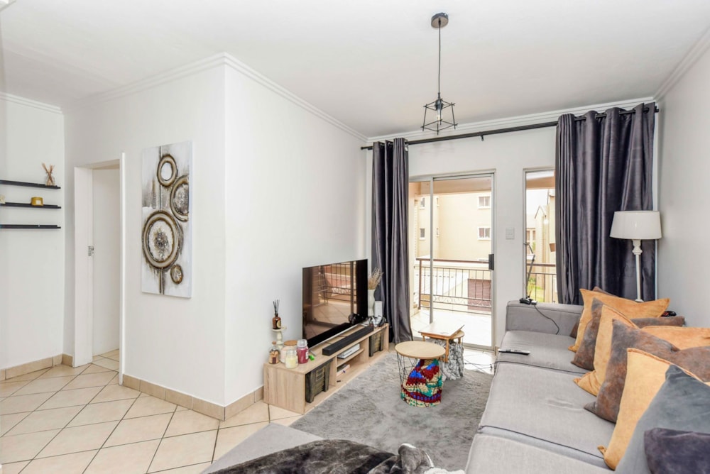 Apartment for sale in North Riding - FW1719532 Apartment for sale in North Riding - FW1719532