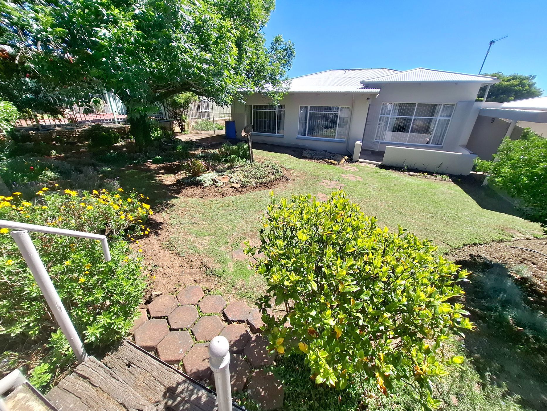 House for sale in Hospitaalheuwel - 1BTH1719209