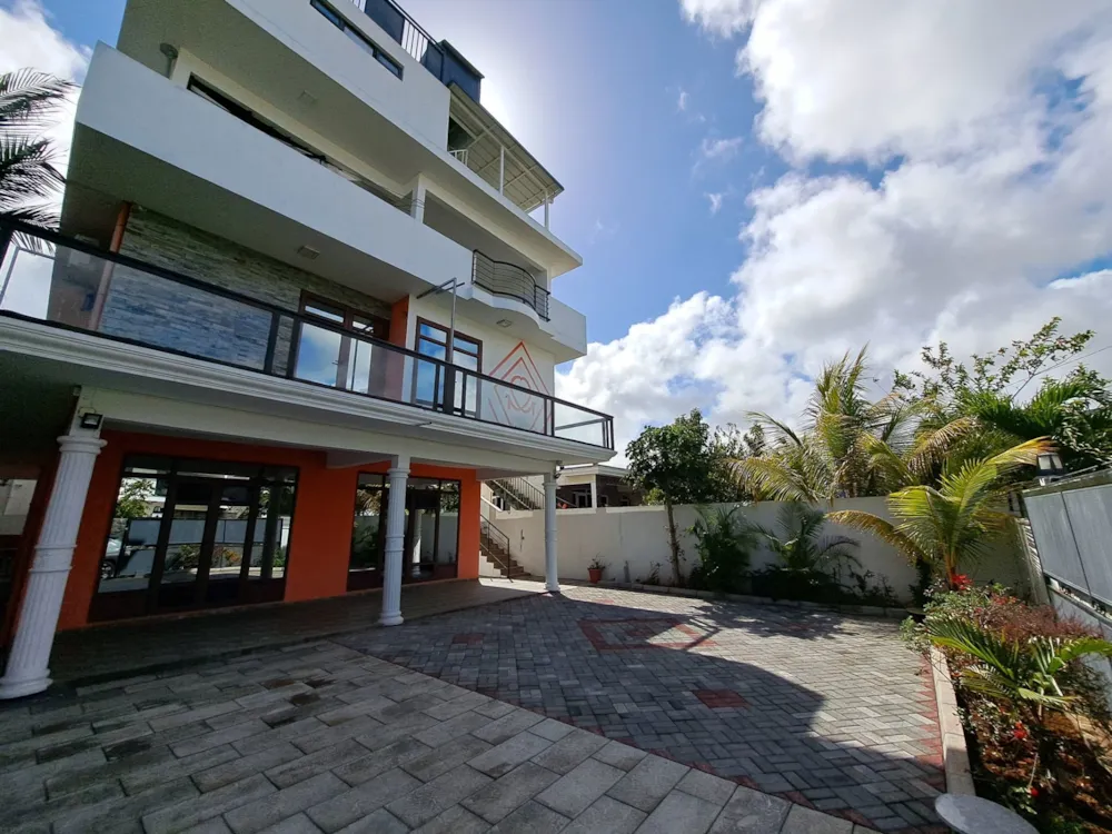 Double-storey house to rent in Trou aux Biches, Mauritius - MPR1574029 Double-storey house to rent in Trou aux Biches, Mauritius - MPR1574029
