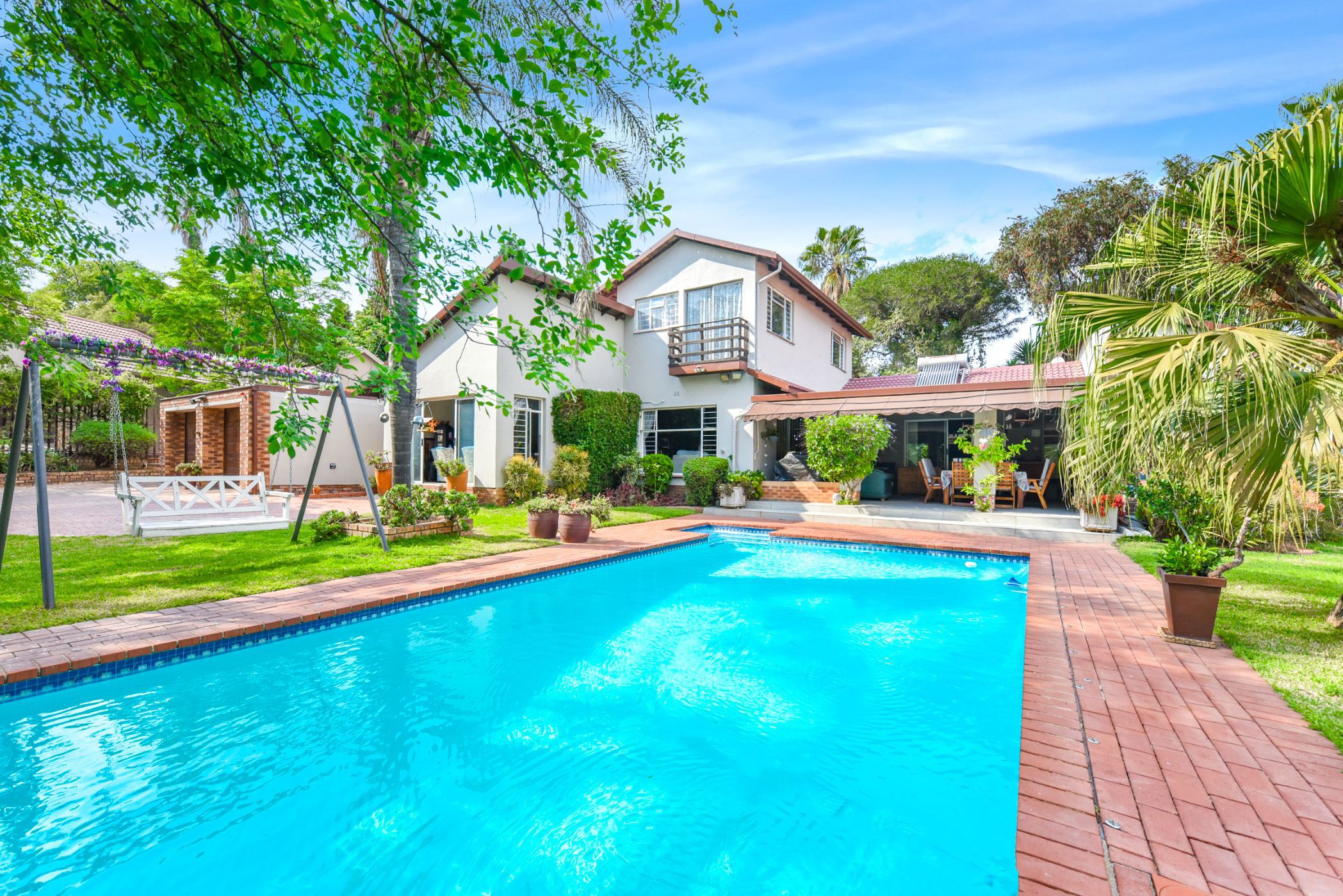 House for sale in Sunninghill - FW1717360