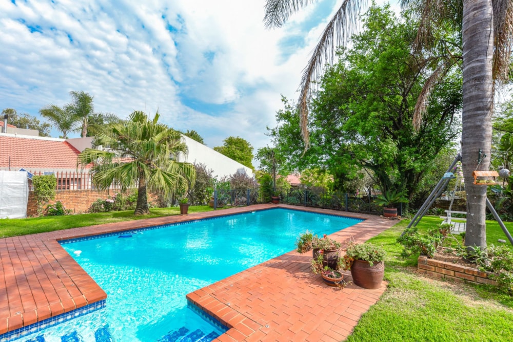 House for sale in Sunninghill - FW1717360 House for sale in Sunninghill - FW1717360