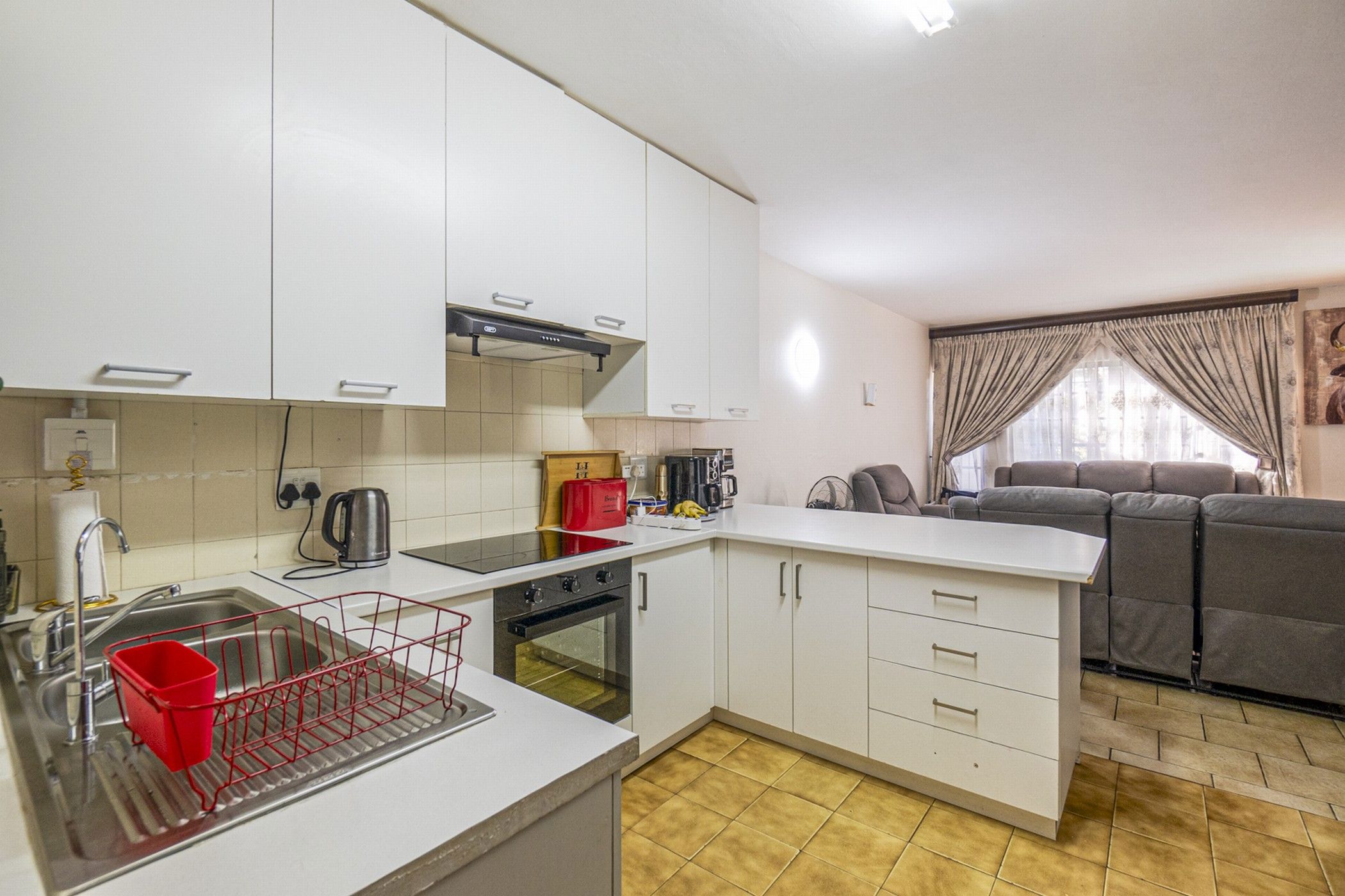 Townhouse for sale in Amanzimtoti - 1WB1717303