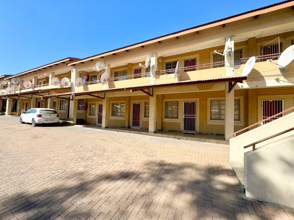 Townhouse for sale in Polokwane Central - 1PS1720153 Townhouse for sale in Polokwane Central - 1PS1720153