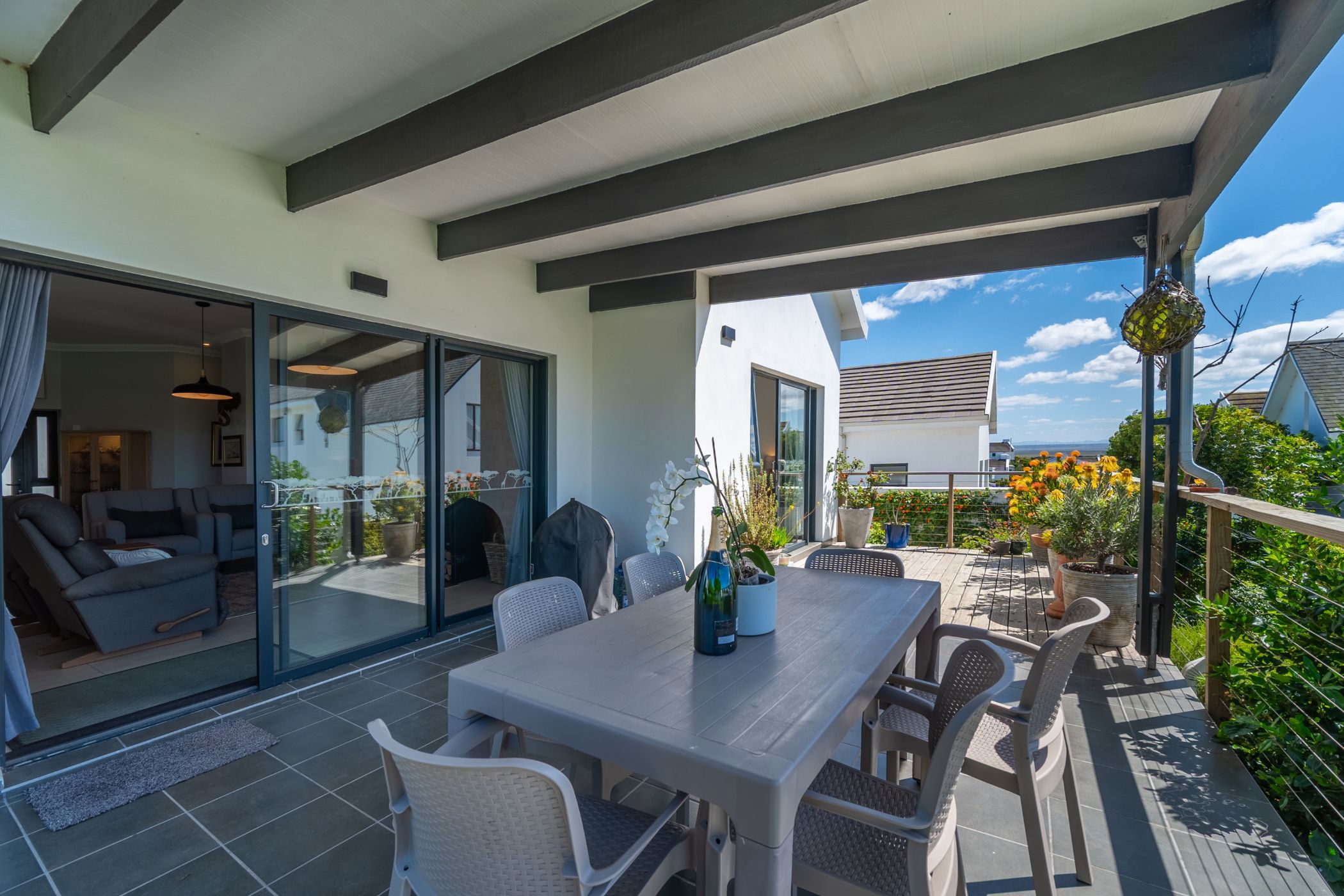 House for sale in Village - 1SA1719127