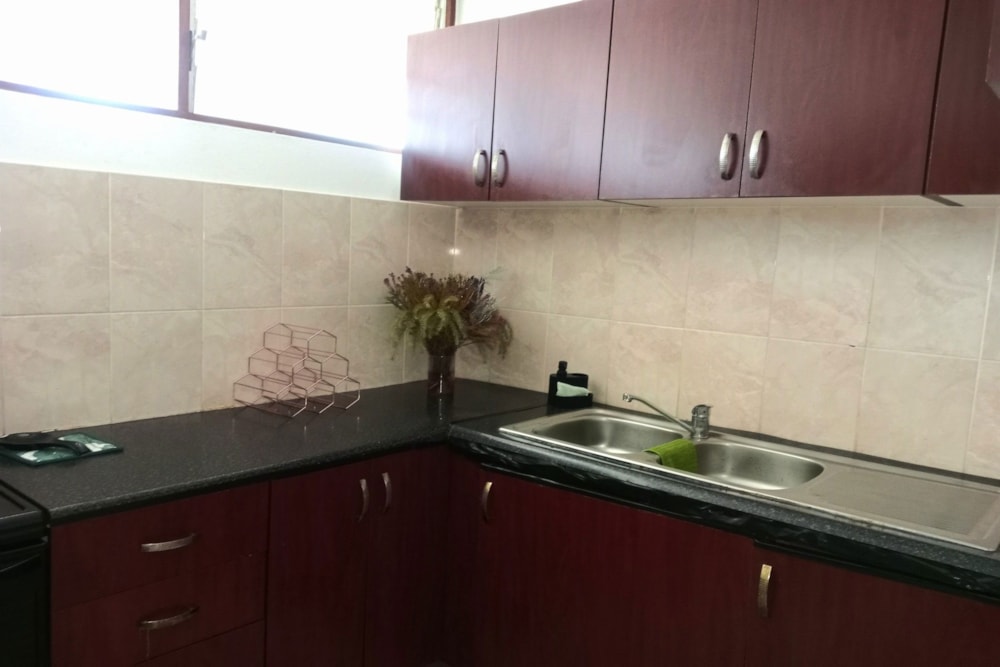 Apartment for sale in Amanzimtoti - 1WB1719621 Apartment for sale in Amanzimtoti - 1WB1719621