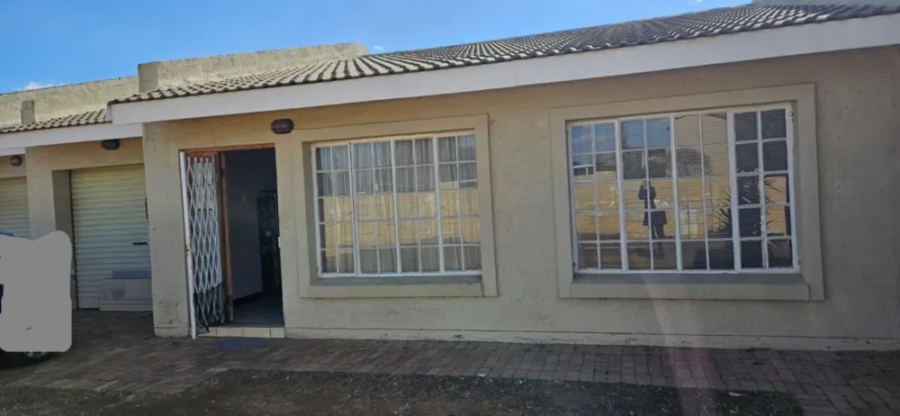 Townhouse sold in Jan Cilliers Park - 1WM1715915 Townhouse sold in Jan Cilliers Park - 1WM1715915
