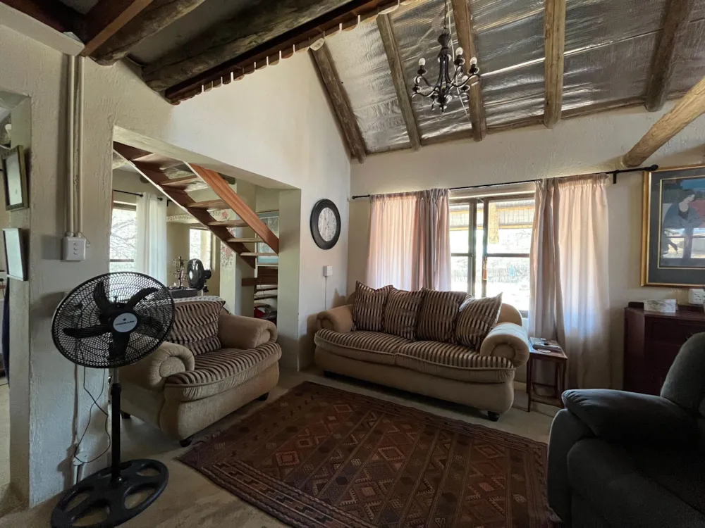 Bachelor apartment let in Hoedspruit - 1HS1719039 Bachelor apartment let in Hoedspruit - 1HS1719039