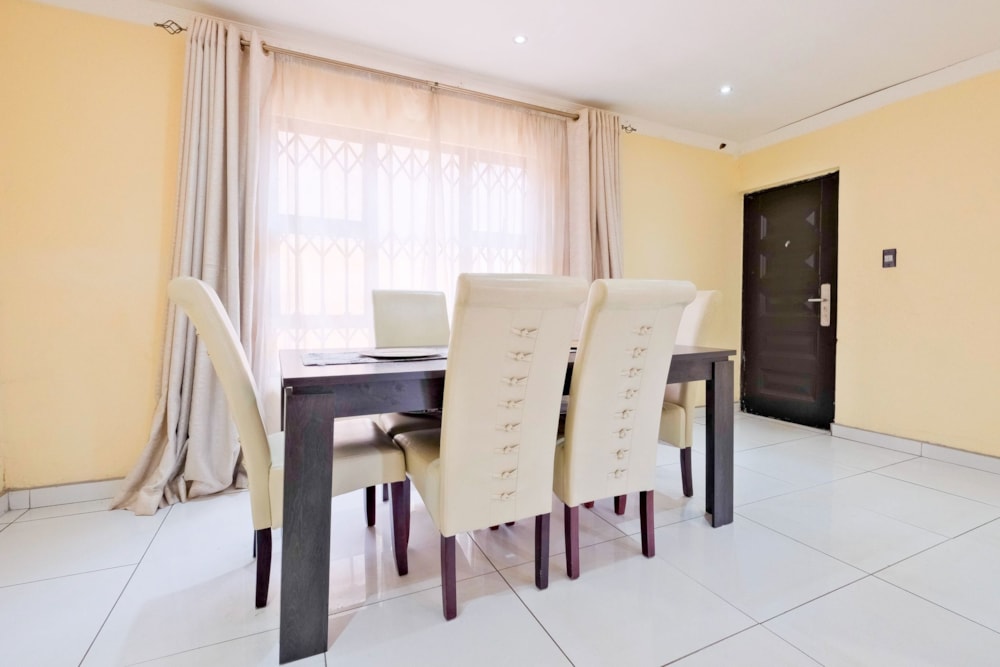 House for sale in Protea Glen - RDT1716915