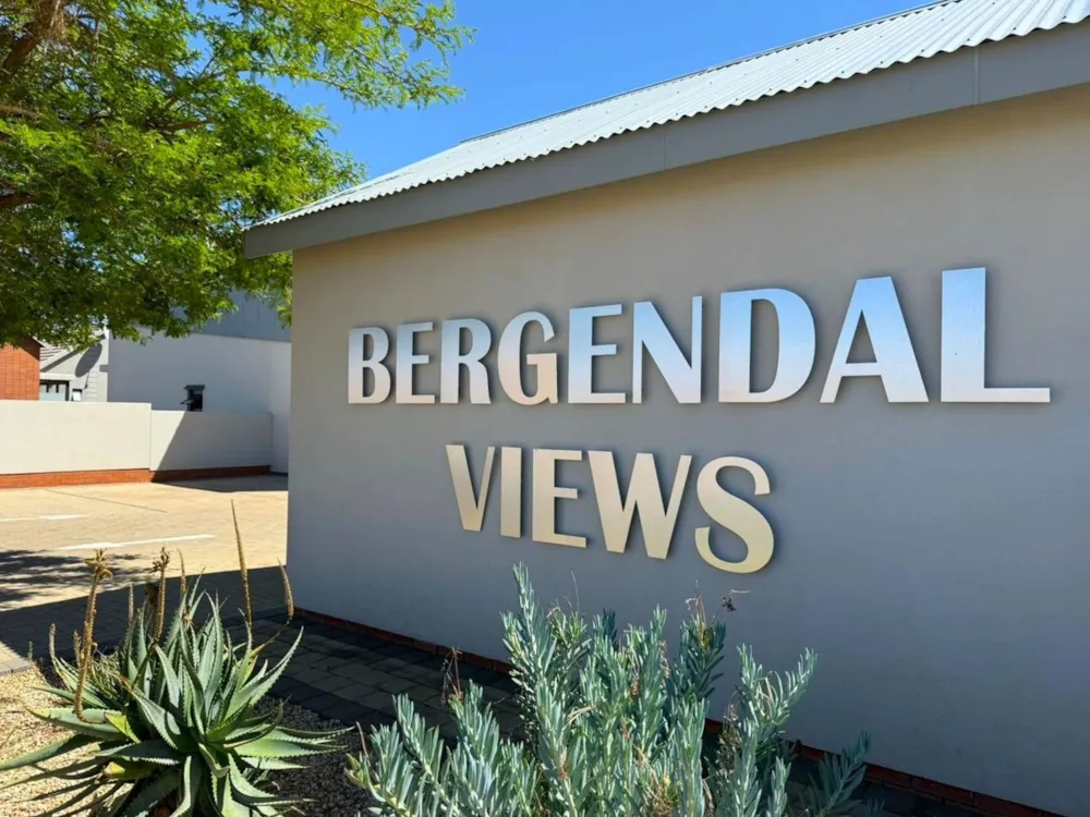 Townhouse for sale in Woodland Hills Bergendal - 1BX1718388