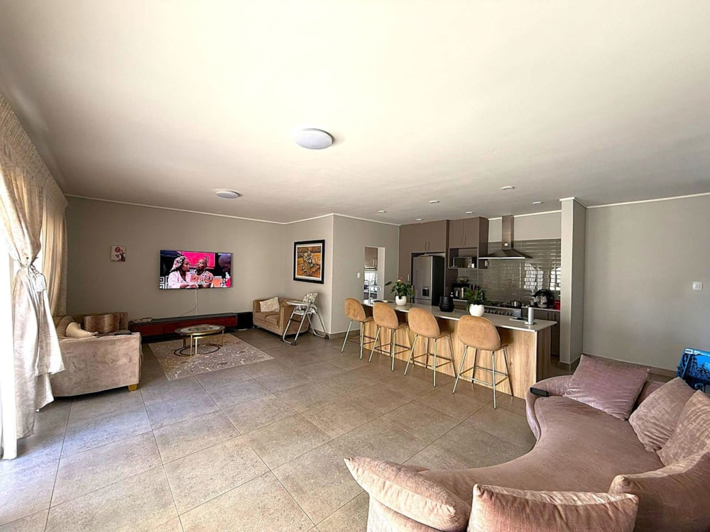 Townhouse for sale in Woodland Hills Bergendal - 1BX1718388