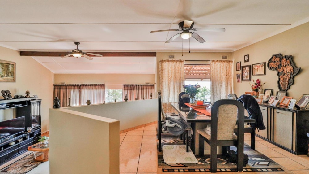 House for sale in Illovo Glen - 1WB1717116 House for sale in Illovo Glen - 1WB1717116