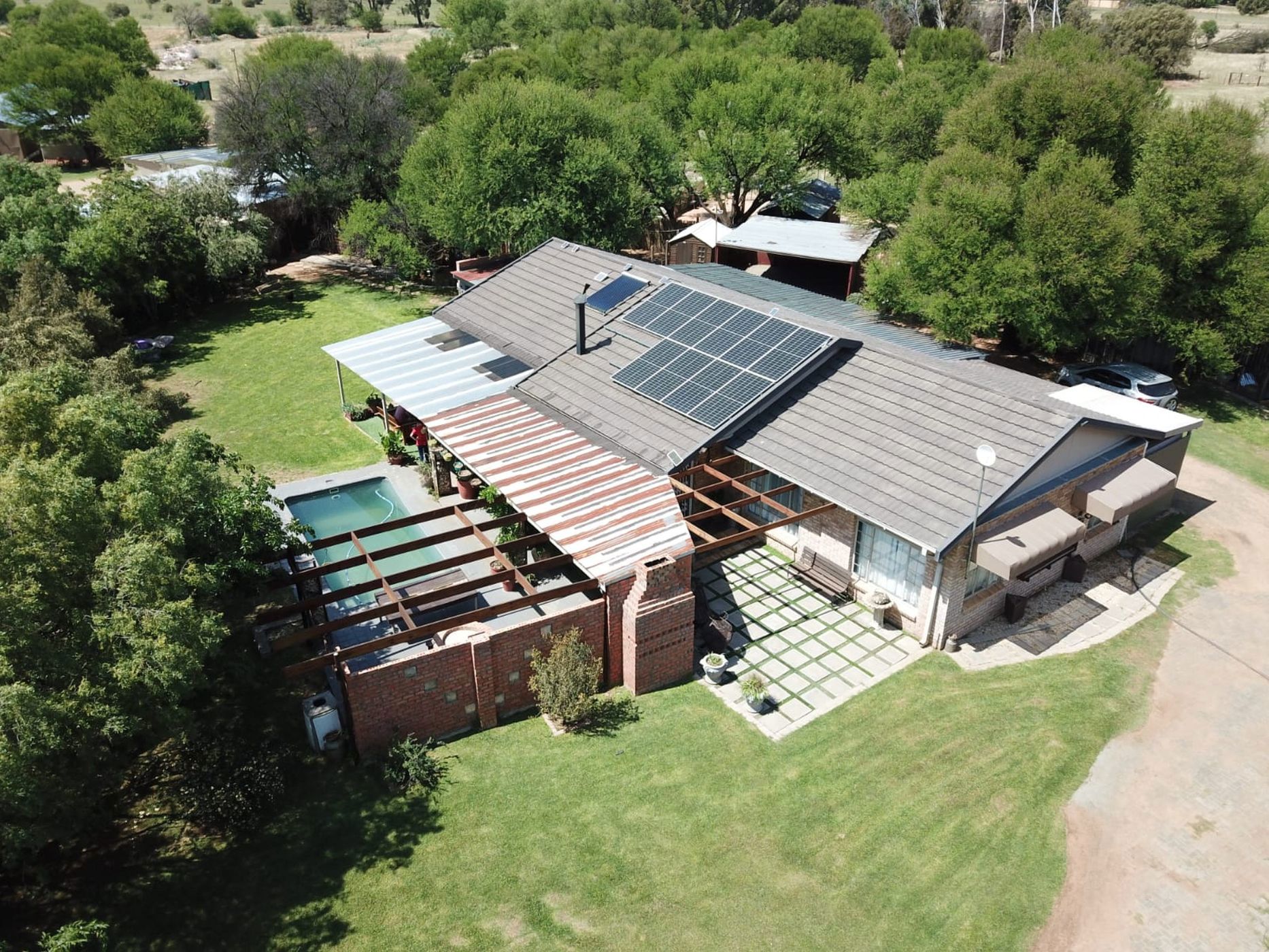 Smallholding for sale in Bains Vlei - 1BX1717286