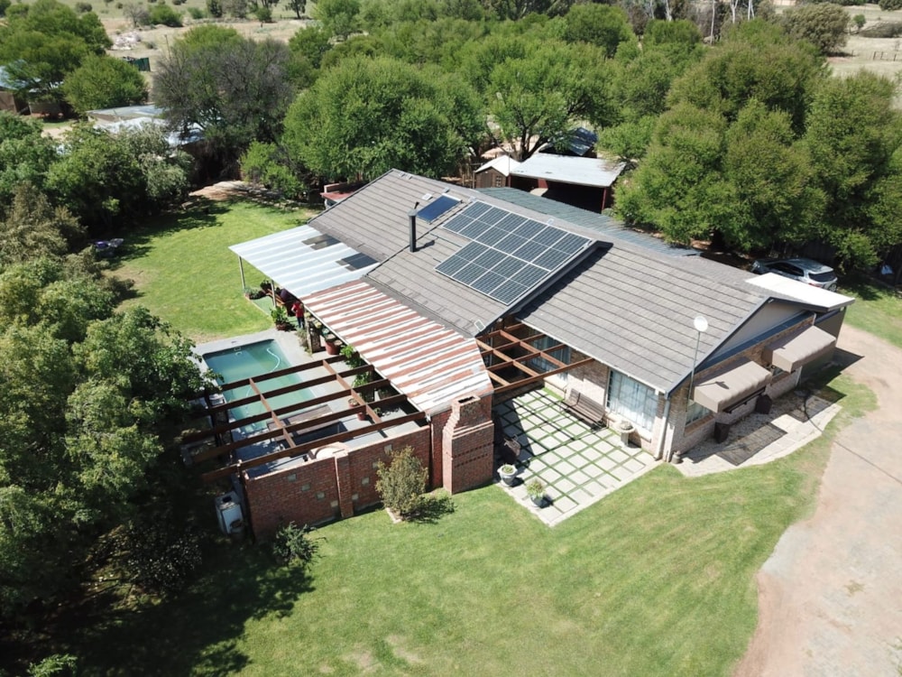 Smallholding for sale in Bains Vlei - 1BX1717286