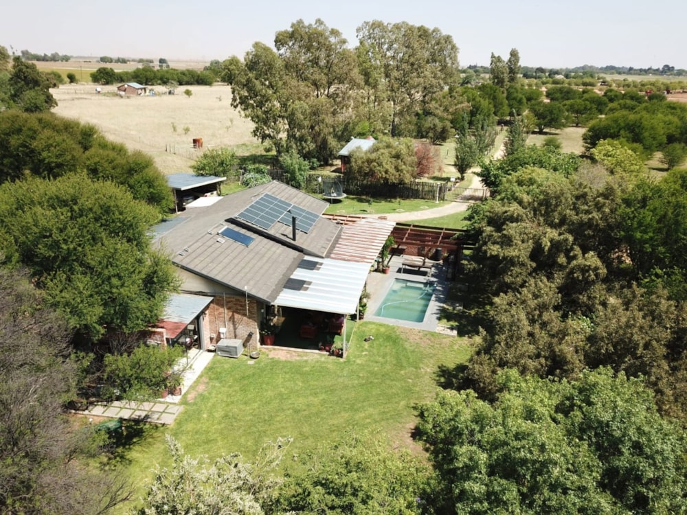 Smallholding for sale in Bains Vlei - 1BX1717286 Smallholding for sale in Bains Vlei - 1BX1717286