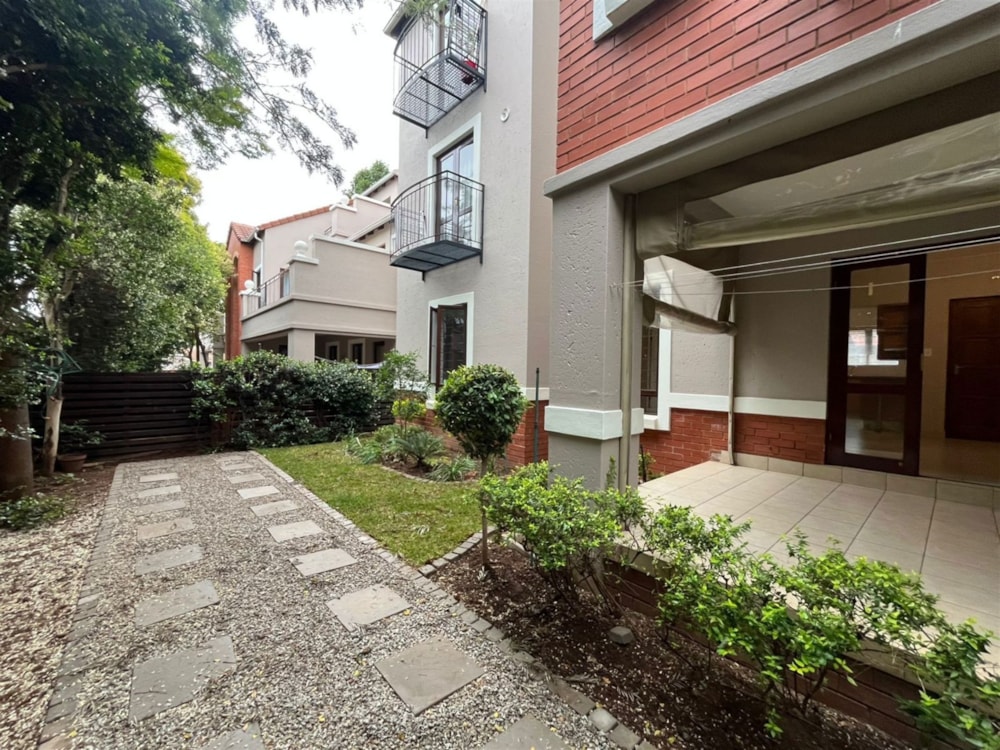 Garden apartment to rent in Broadacres - FYL1714009 Garden apartment to rent in Broadacres - FYL1714009