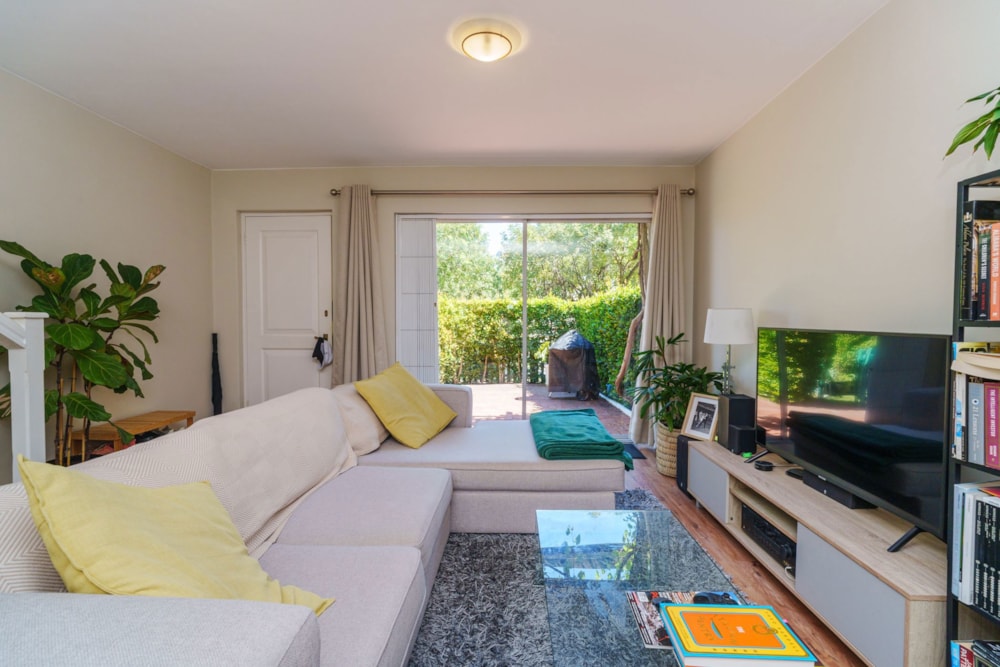 Apartment for sale in Vredehoek - AS1718077 Apartment for sale in Vredehoek - AS1718077