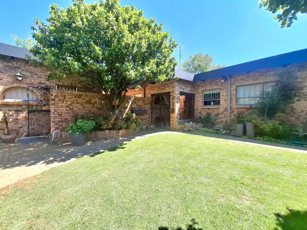 House for sale in La Provence - 1BTH1716897