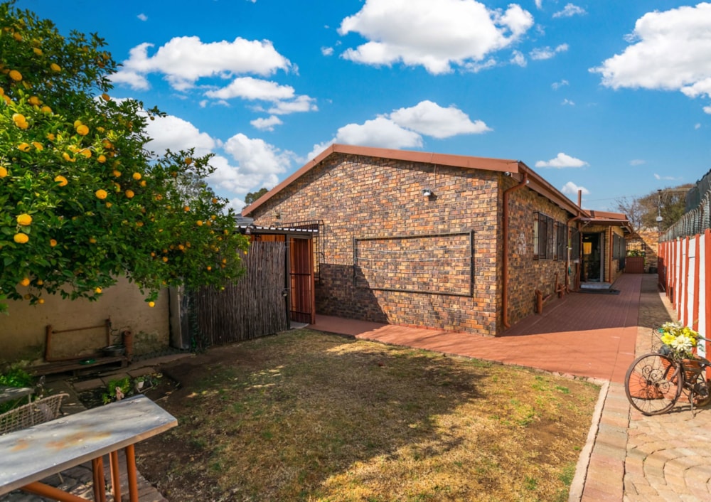 Security estate home for sale in Randgate - 1KR1719976