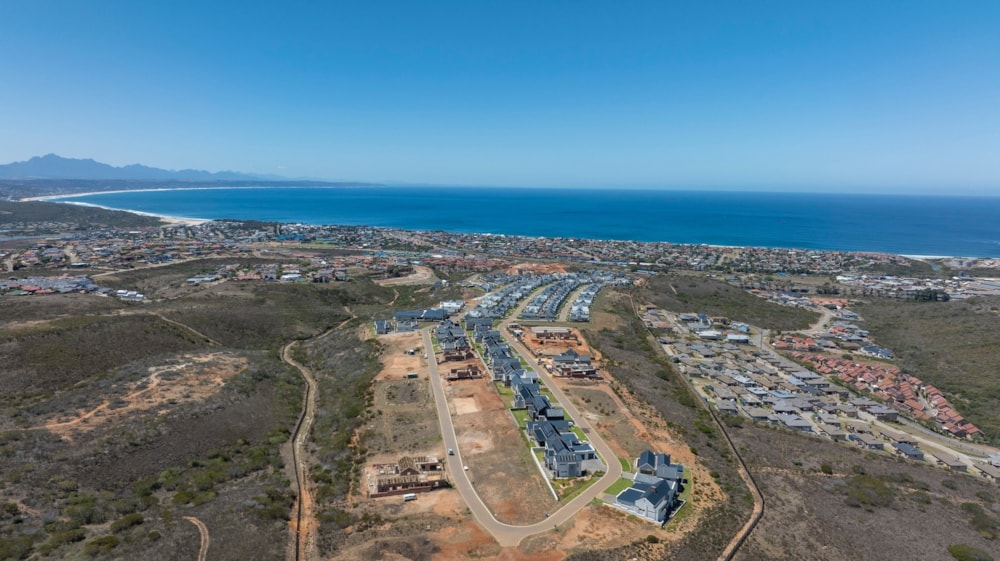 House for sale in Renosterbos Estate - 1MB1720056 House for sale in Renosterbos Estate - 1MB1720056