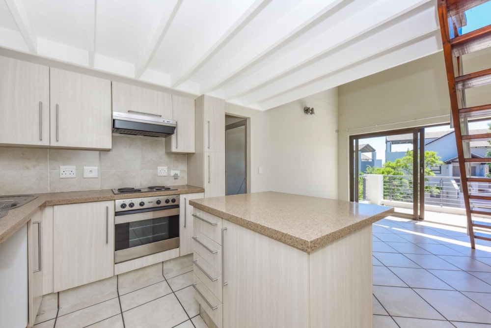 Loft for sale in Douglasdale - FW1643701 Loft for sale in Douglasdale - FW1643701