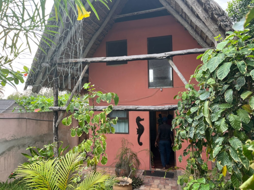 House for sale in Praia do Tofo, Mozambique - 3MQ1644189 House for sale in Praia do Tofo, Mozambique - 3MQ1644189