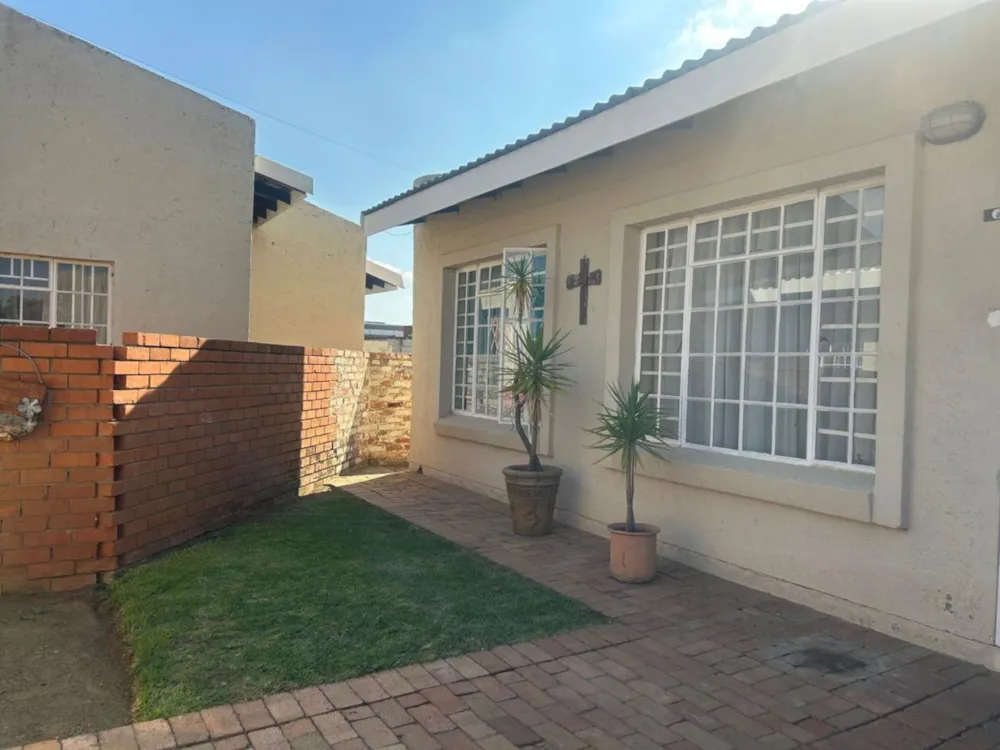 Townhouse sold in Jan Cilliers Park - 1WM1716078 Townhouse sold in Jan Cilliers Park - 1WM1716078