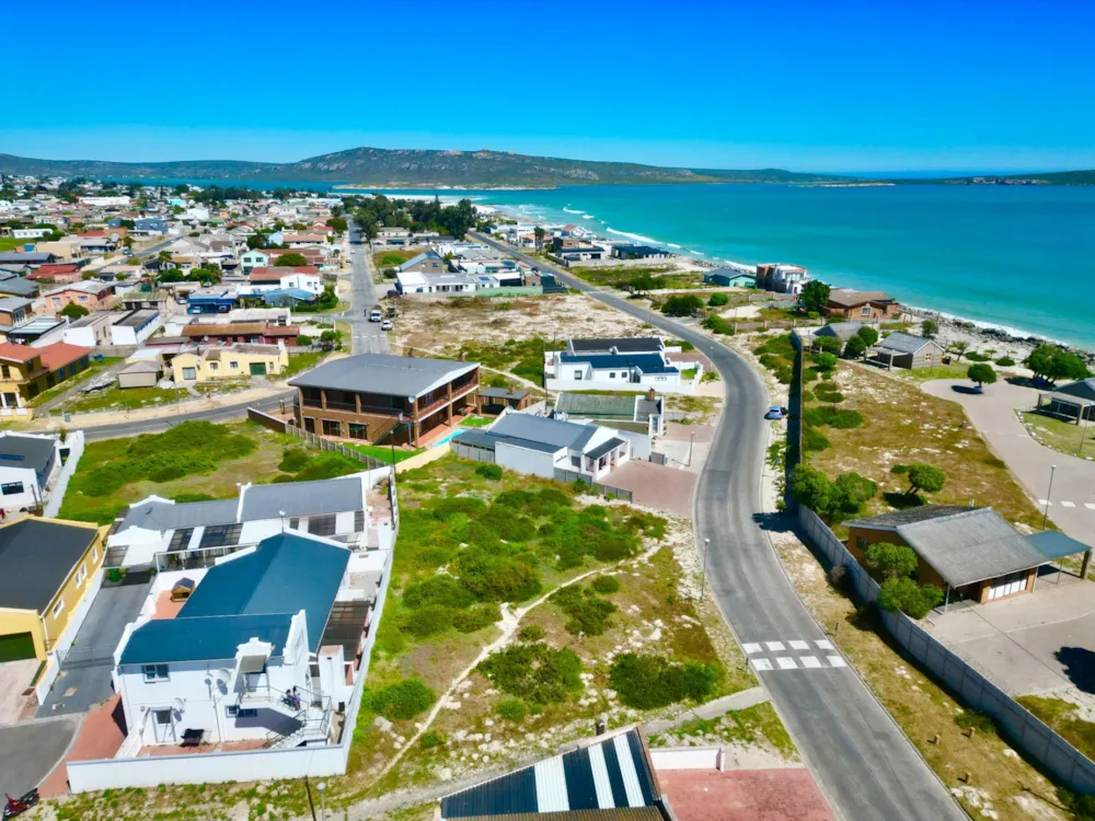 Vacant land for sale in Middedorp, Langebaan - LA1645588 Vacant land for sale in Middedorp, Langebaan - LA1645588