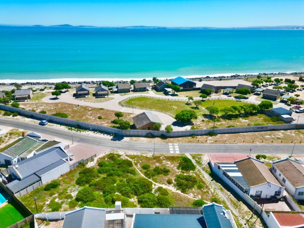 Vacant land for sale in Middedorp, Langebaan - LA1645588