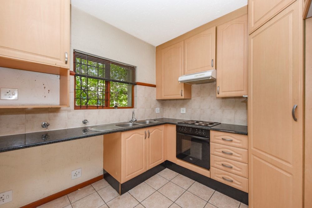 Townhouse for sale in Douglasdale - FW1704242 Townhouse for sale in Douglasdale - FW1704242