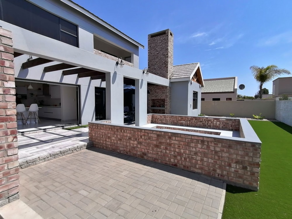 House for sale in Kramersdorf, Namibia - 3NM1717020 House for sale in Kramersdorf, Namibia - 3NM1717020