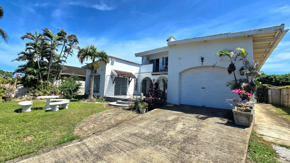 House for sale in Uvongo - 1PSH1716826