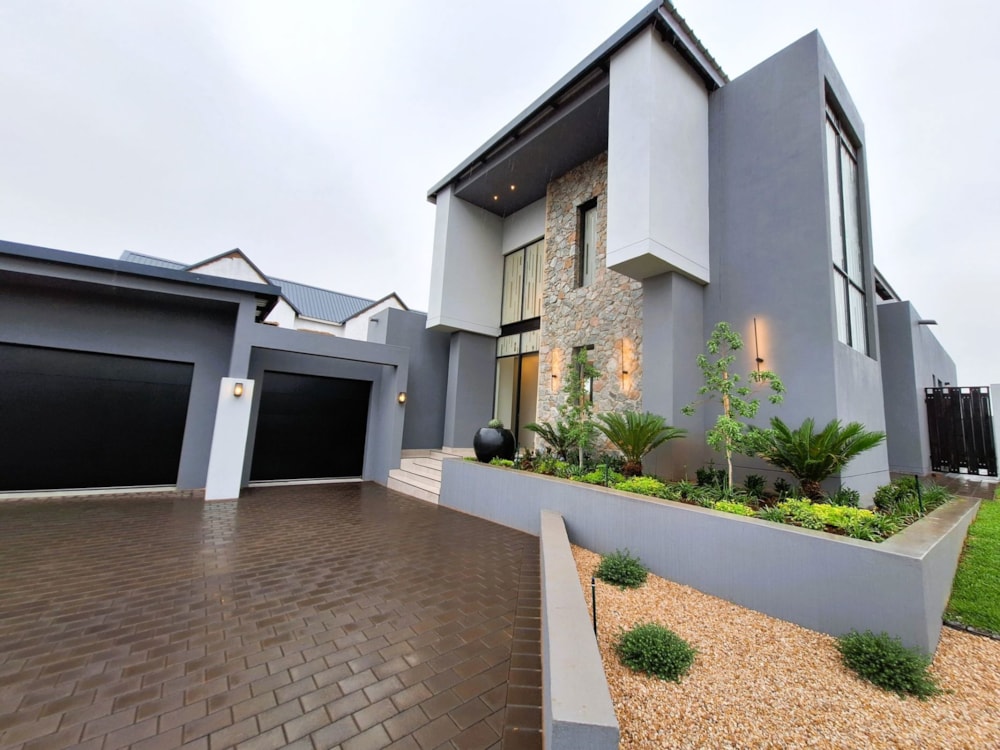 House for sale in Midstream Estate - CN1659266