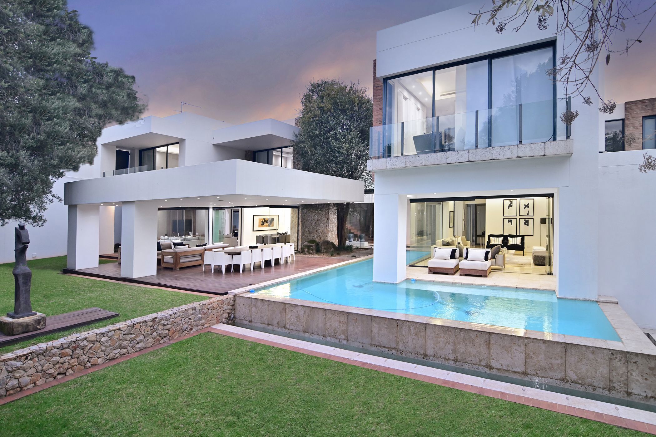 Double-storey house for sale in Hyde Park, Sandton - HP1742917